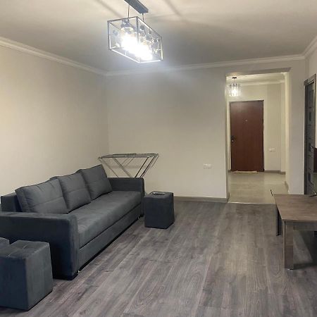 3 Cosy Apartment Near Airport Evn يريفان المظهر الخارجي الصورة